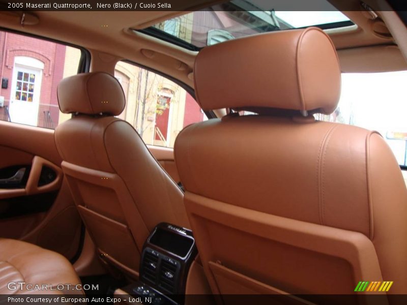 Nero (Black) / Cuoio Sella 2005 Maserati Quattroporte