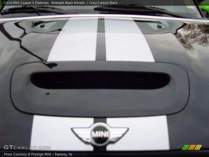 Midnight Black Metallic / Grey/Carbon Black 2010 Mini Cooper S Clubman