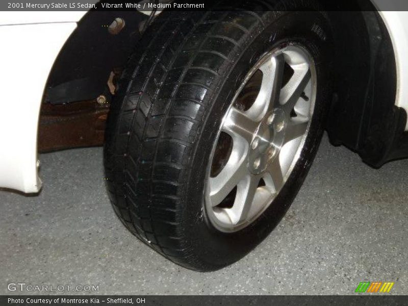 Vibrant White / Medium Parchment 2001 Mercury Sable LS Sedan