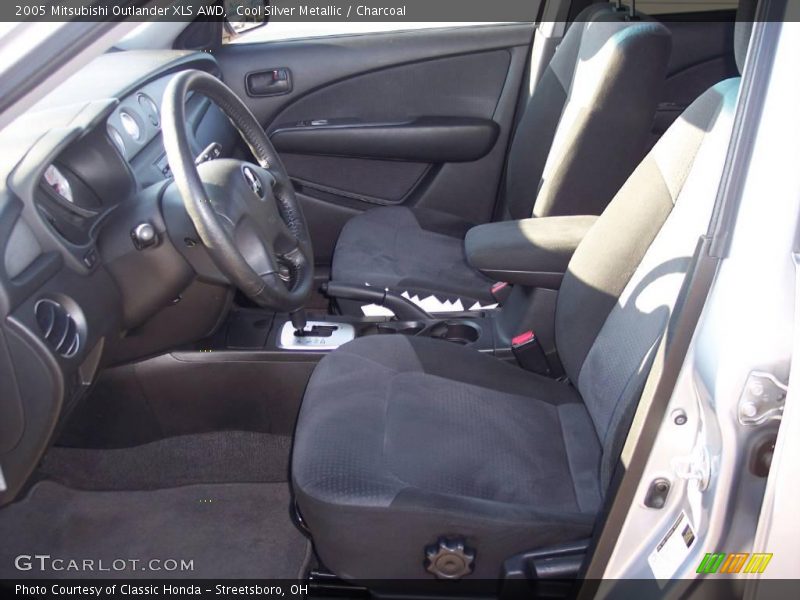 Cool Silver Metallic / Charcoal 2005 Mitsubishi Outlander XLS AWD