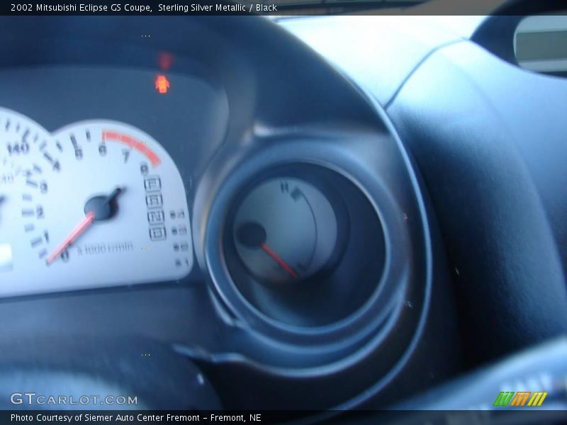 Sterling Silver Metallic / Black 2002 Mitsubishi Eclipse GS Coupe