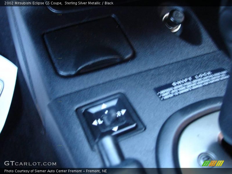 Sterling Silver Metallic / Black 2002 Mitsubishi Eclipse GS Coupe