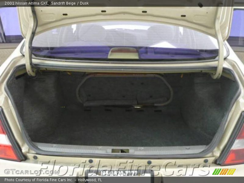Sandrift Beige / Dusk 2001 Nissan Altima GXE