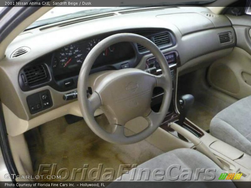 Sandrift Beige / Dusk 2001 Nissan Altima GXE