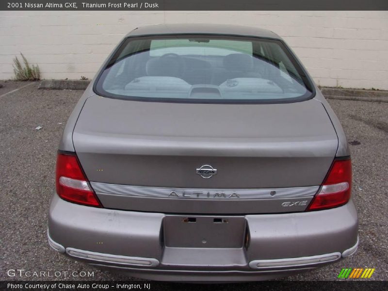 Titanium Frost Pearl / Dusk 2001 Nissan Altima GXE