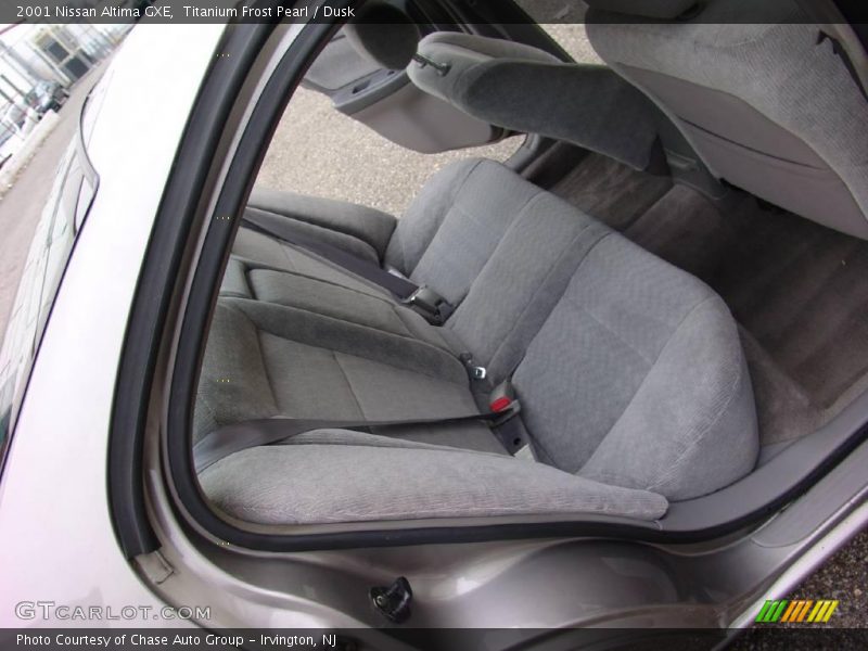 Titanium Frost Pearl / Dusk 2001 Nissan Altima GXE