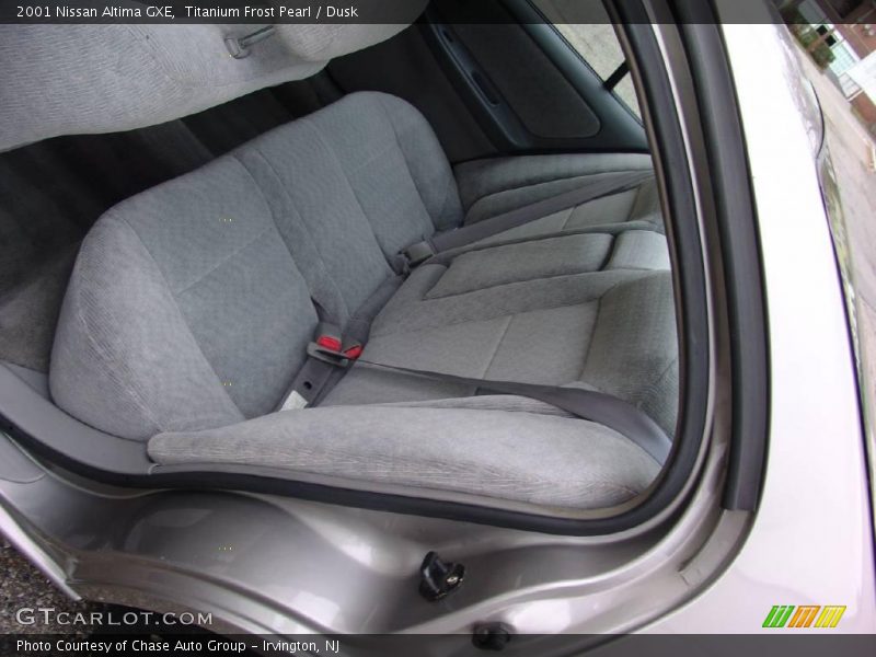 Titanium Frost Pearl / Dusk 2001 Nissan Altima GXE