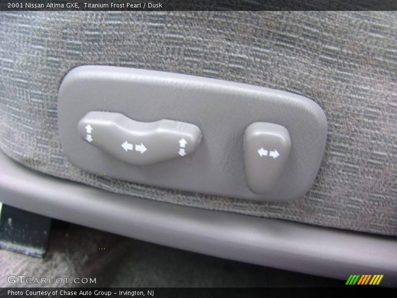 Titanium Frost Pearl / Dusk 2001 Nissan Altima GXE
