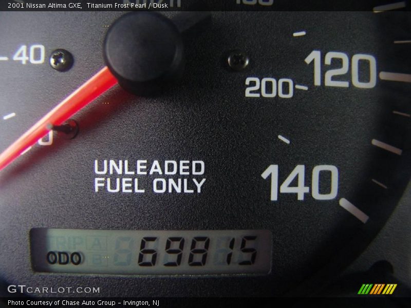Titanium Frost Pearl / Dusk 2001 Nissan Altima GXE