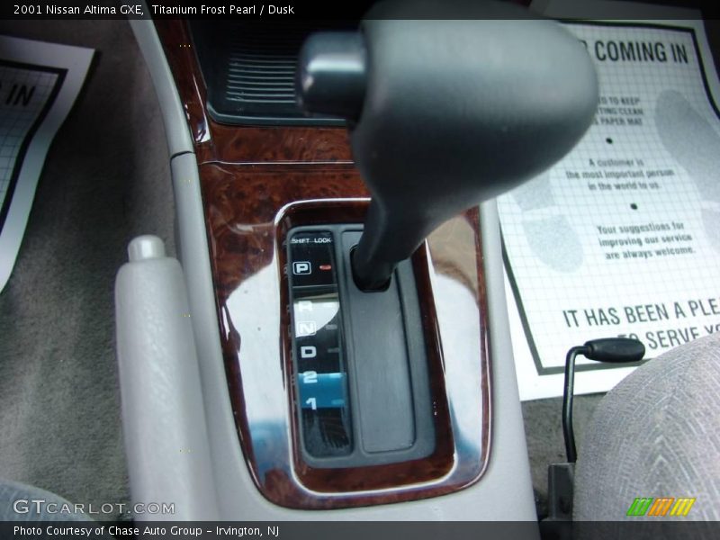 Titanium Frost Pearl / Dusk 2001 Nissan Altima GXE