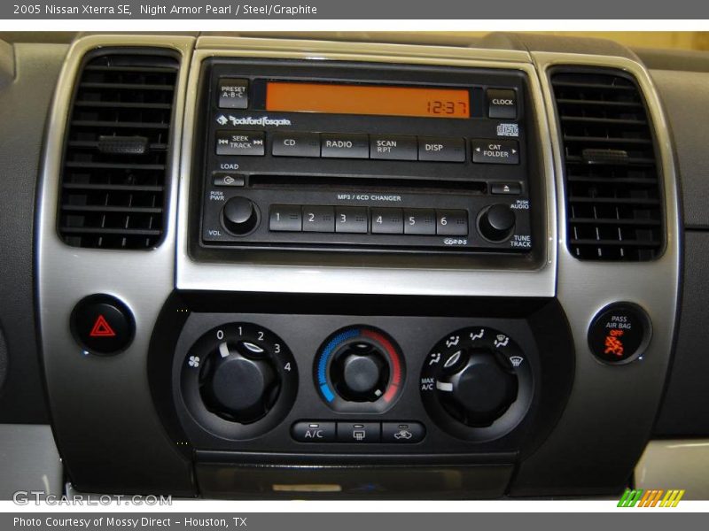 Night Armor Pearl / Steel/Graphite 2005 Nissan Xterra SE