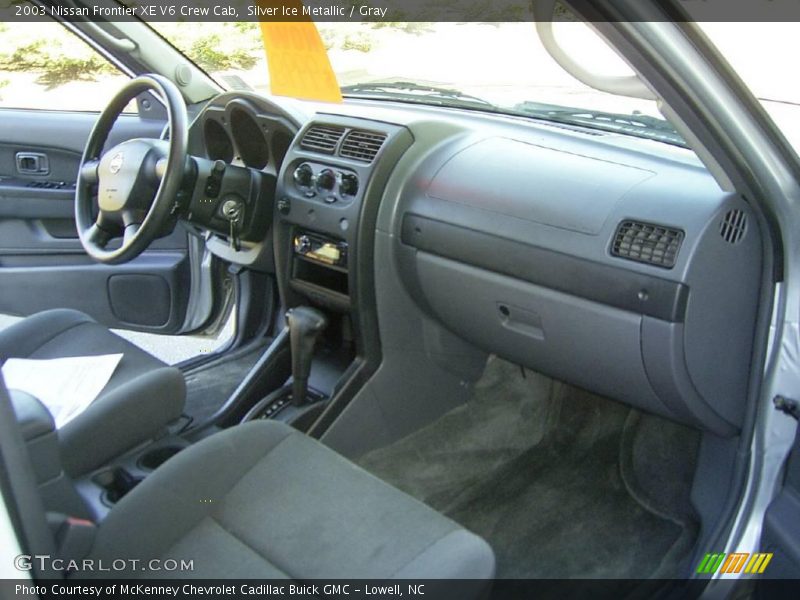 Silver Ice Metallic / Gray 2003 Nissan Frontier XE V6 Crew Cab