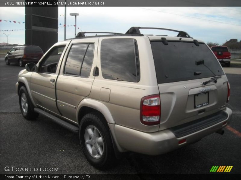 Sahara Beige Metallic / Beige 2001 Nissan Pathfinder LE