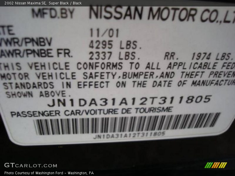 Super Black / Black 2002 Nissan Maxima SE