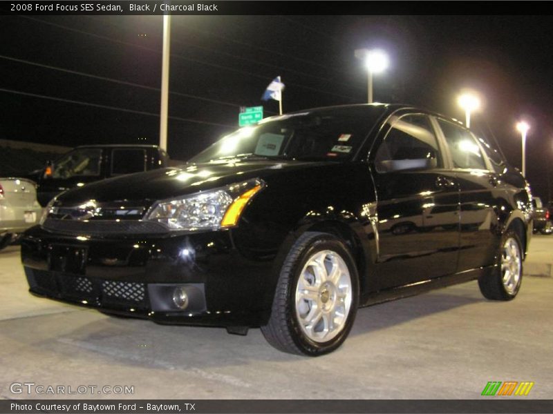 Black / Charcoal Black 2008 Ford Focus SES Sedan