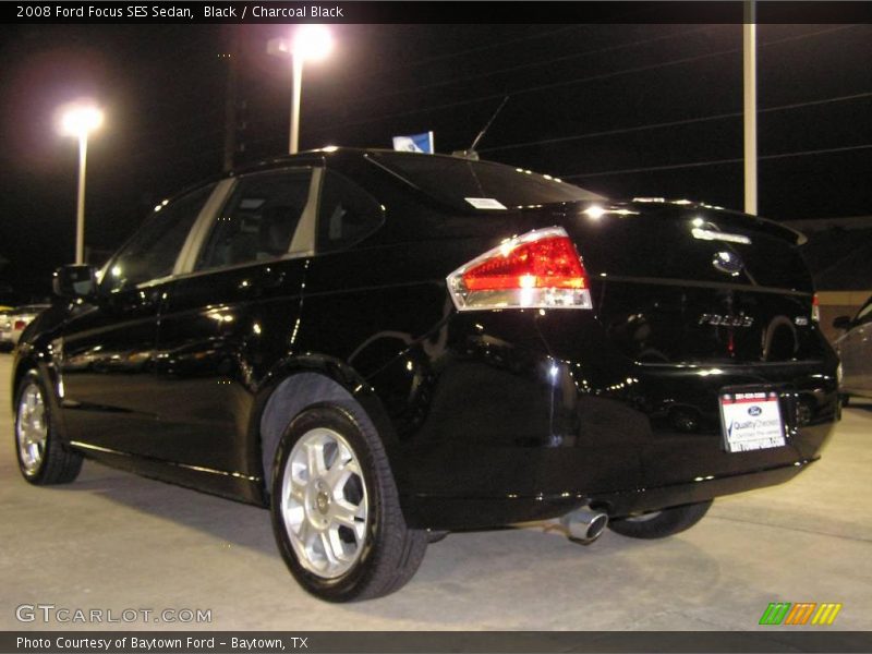 Black / Charcoal Black 2008 Ford Focus SES Sedan