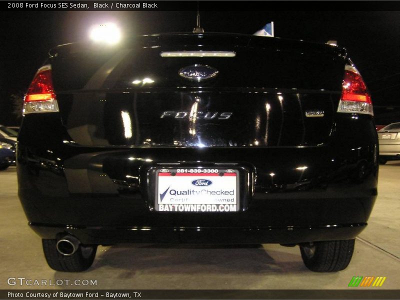 Black / Charcoal Black 2008 Ford Focus SES Sedan