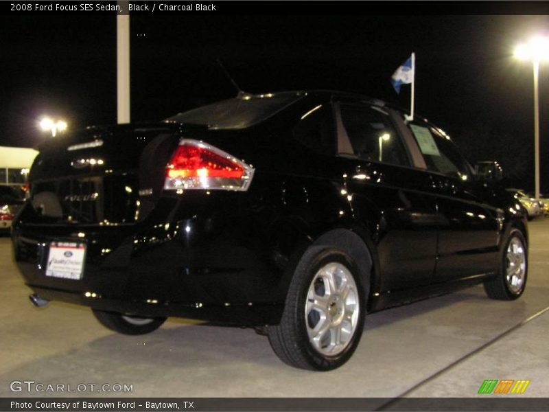 Black / Charcoal Black 2008 Ford Focus SES Sedan