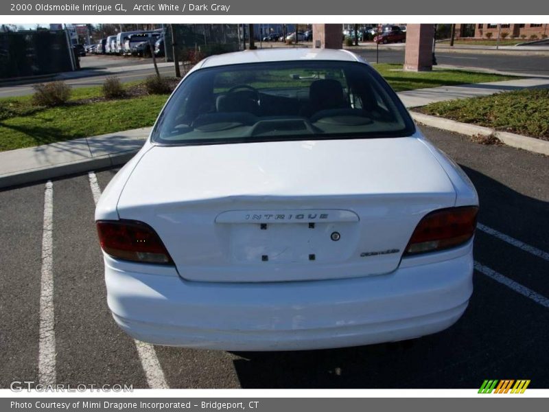 Arctic White / Dark Gray 2000 Oldsmobile Intrigue GL