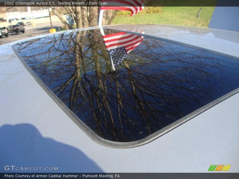 Sterling Metallic / Dark Gray 2002 Oldsmobile Aurora 3.5