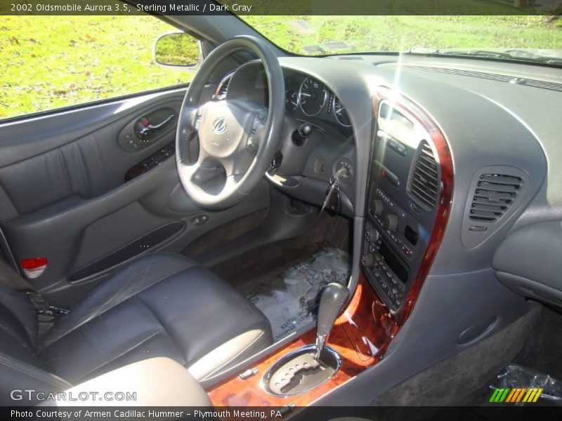 Sterling Metallic / Dark Gray 2002 Oldsmobile Aurora 3.5