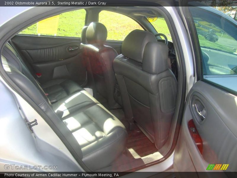 Sterling Metallic / Dark Gray 2002 Oldsmobile Aurora 3.5