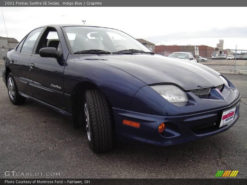Indigo Blue / Graphite 2001 Pontiac Sunfire SE Sedan