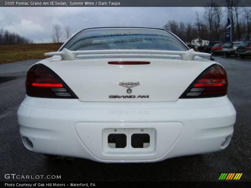 Summit White / Dark Taupe 2005 Pontiac Grand Am SE Sedan