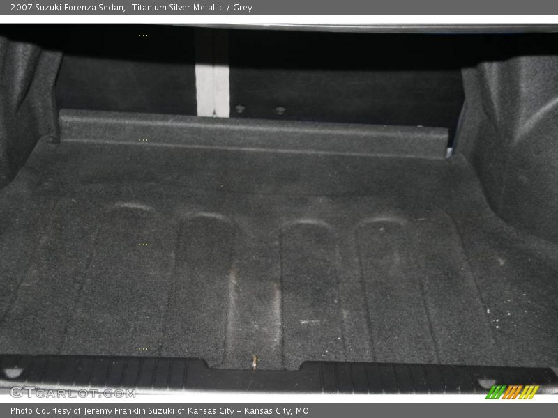 Titanium Silver Metallic / Grey 2007 Suzuki Forenza Sedan
