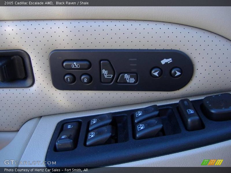 Black Raven / Shale 2005 Cadillac Escalade AWD