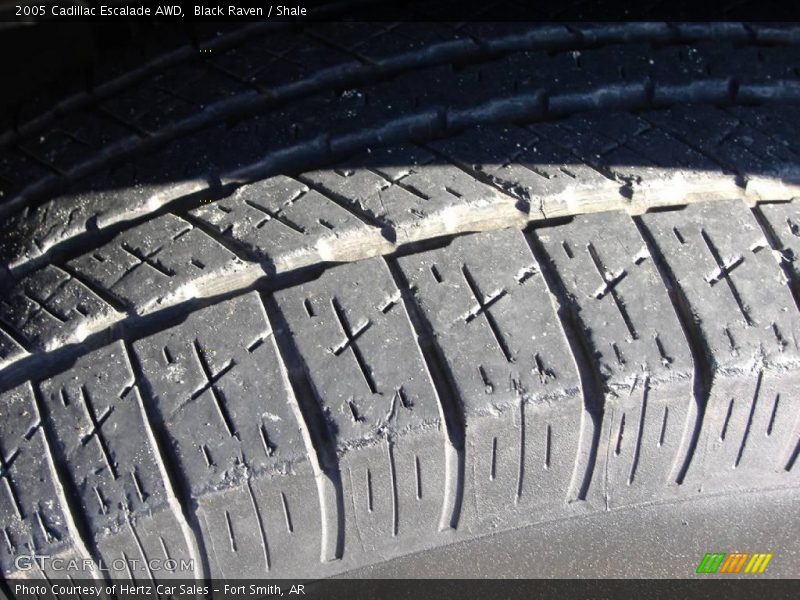 Black Raven / Shale 2005 Cadillac Escalade AWD