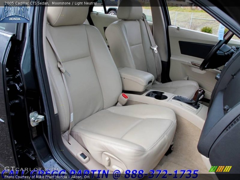 Moonstone / Light Neutral 2005 Cadillac CTS Sedan