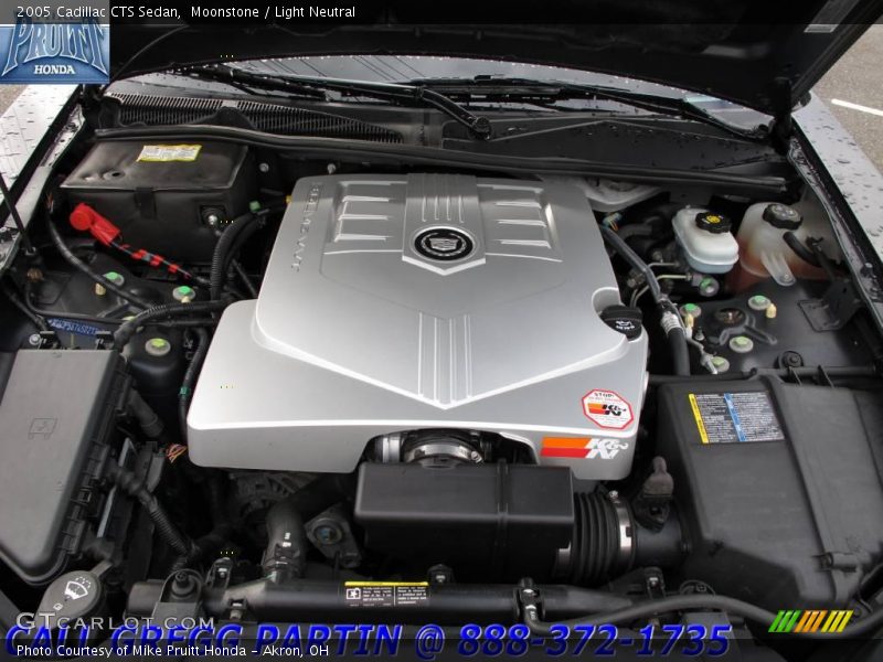 Moonstone / Light Neutral 2005 Cadillac CTS Sedan
