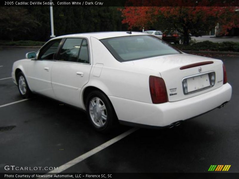 Cotillion White / Dark Gray 2005 Cadillac DeVille Sedan