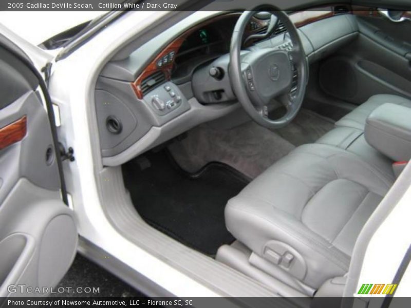 Cotillion White / Dark Gray 2005 Cadillac DeVille Sedan