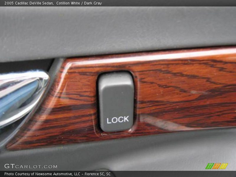 Cotillion White / Dark Gray 2005 Cadillac DeVille Sedan