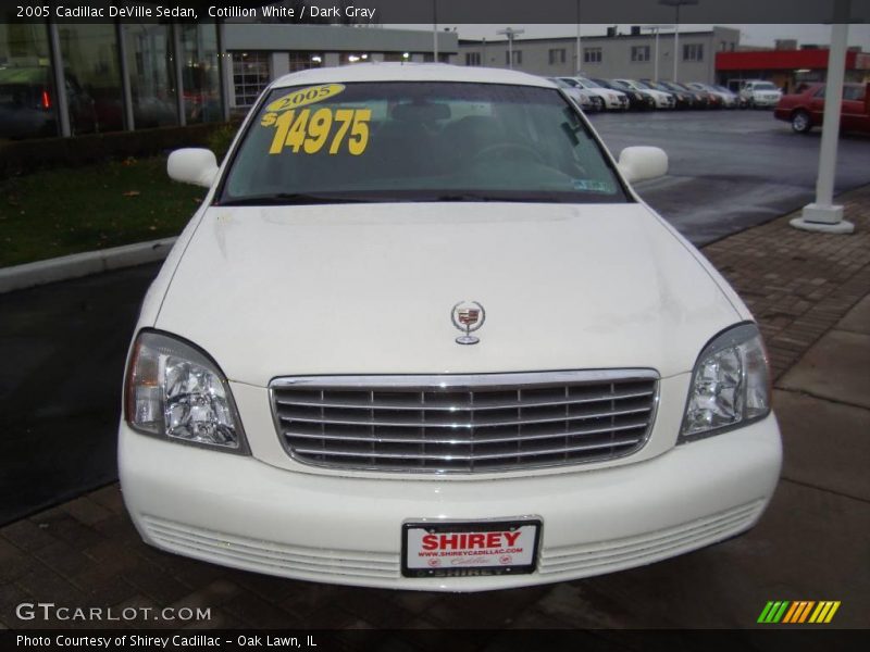 Cotillion White / Dark Gray 2005 Cadillac DeVille Sedan