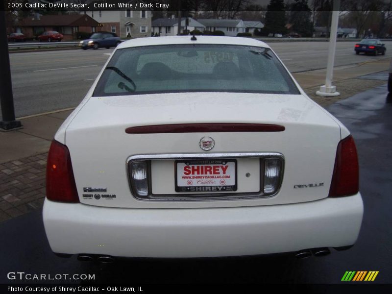 Cotillion White / Dark Gray 2005 Cadillac DeVille Sedan