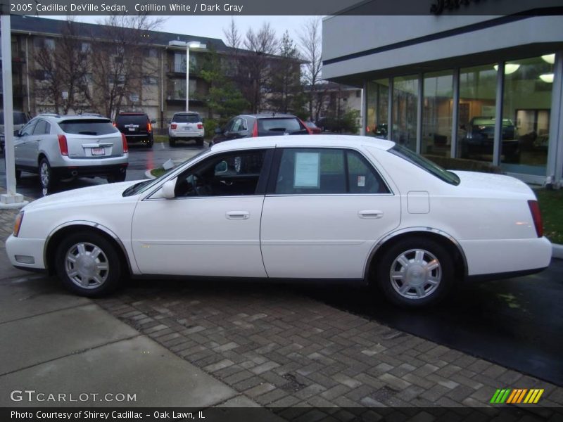 Cotillion White / Dark Gray 2005 Cadillac DeVille Sedan