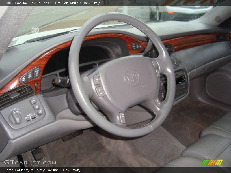 Cotillion White / Dark Gray 2005 Cadillac DeVille Sedan