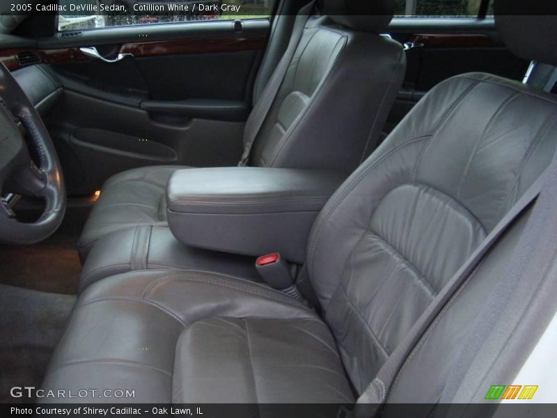 Cotillion White / Dark Gray 2005 Cadillac DeVille Sedan