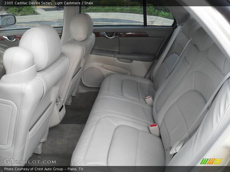 Light Cashmere / Shale 2005 Cadillac DeVille Sedan