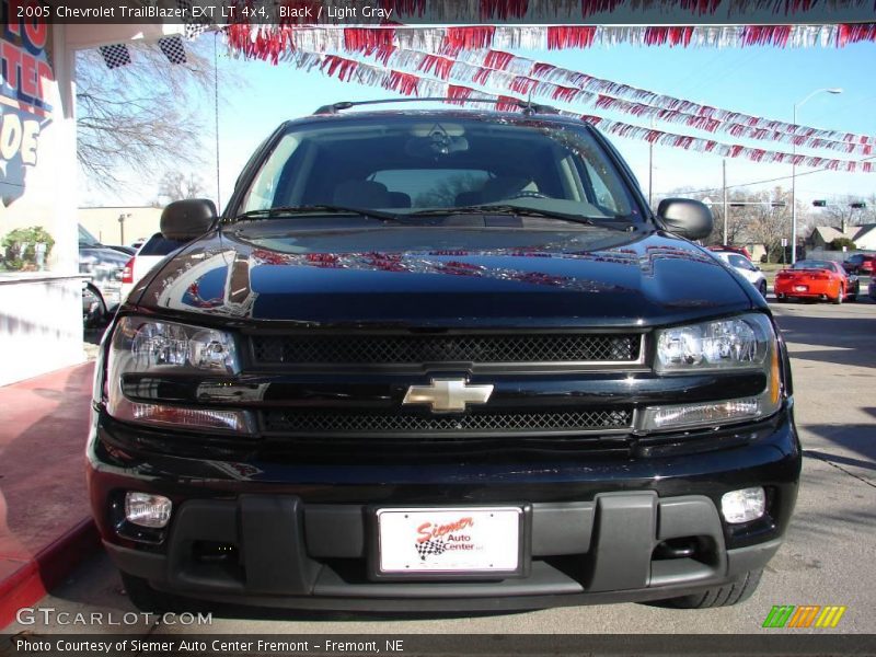 Black / Light Gray 2005 Chevrolet TrailBlazer EXT LT 4x4