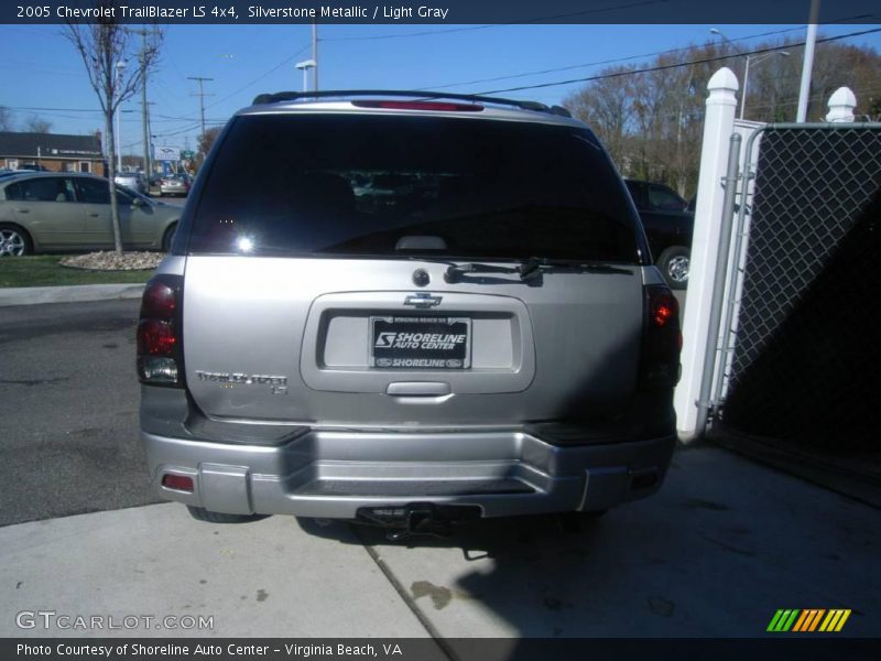 Silverstone Metallic / Light Gray 2005 Chevrolet TrailBlazer LS 4x4