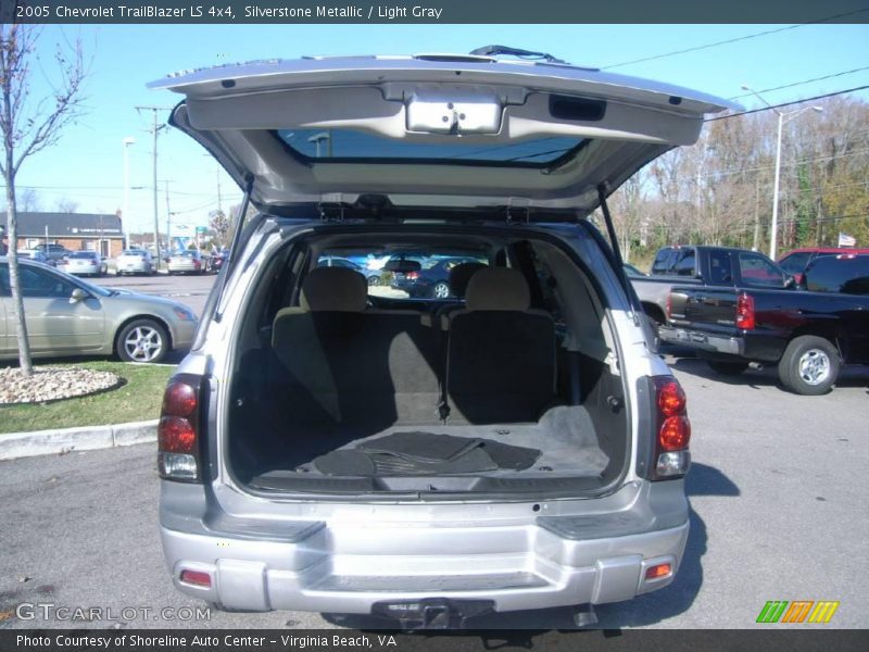 Silverstone Metallic / Light Gray 2005 Chevrolet TrailBlazer LS 4x4