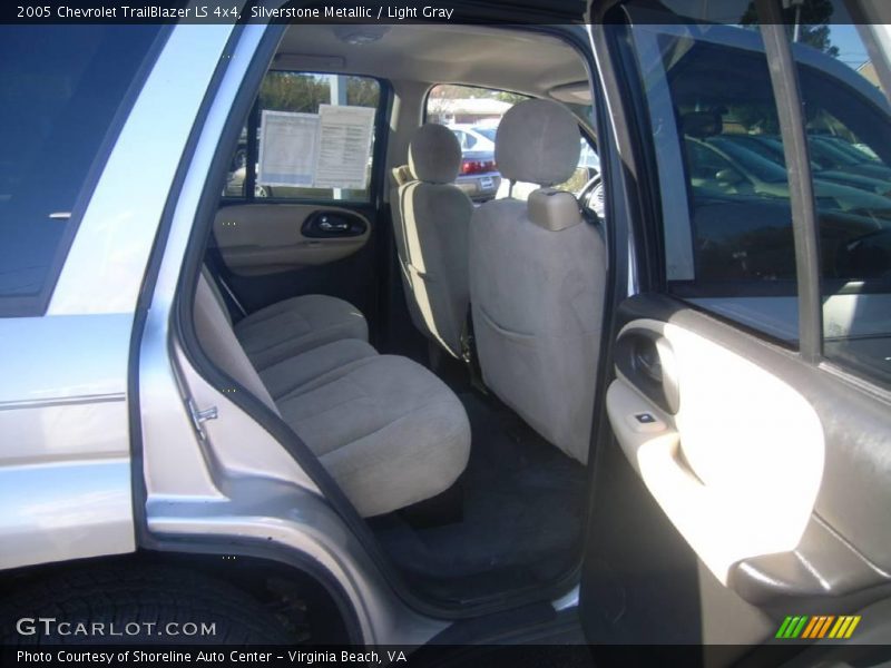 Silverstone Metallic / Light Gray 2005 Chevrolet TrailBlazer LS 4x4