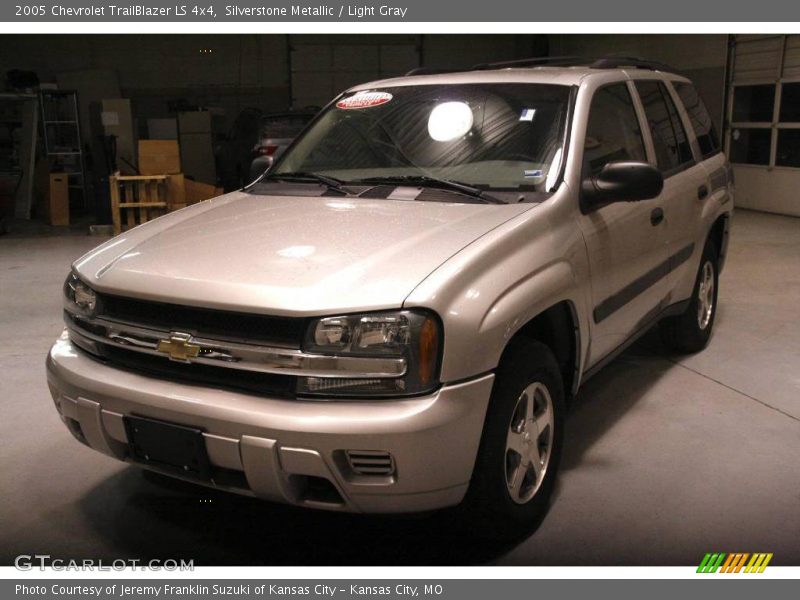 Silverstone Metallic / Light Gray 2005 Chevrolet TrailBlazer LS 4x4