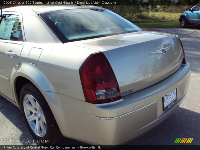 Linen Gold Metallic / Deep Jade/Light Graystone 2006 Chrysler 300 Touring