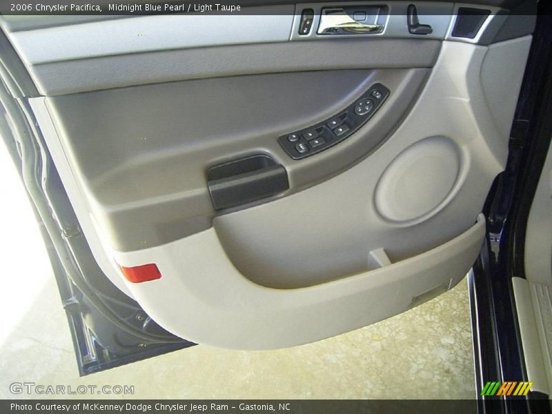 Midnight Blue Pearl / Light Taupe 2006 Chrysler Pacifica