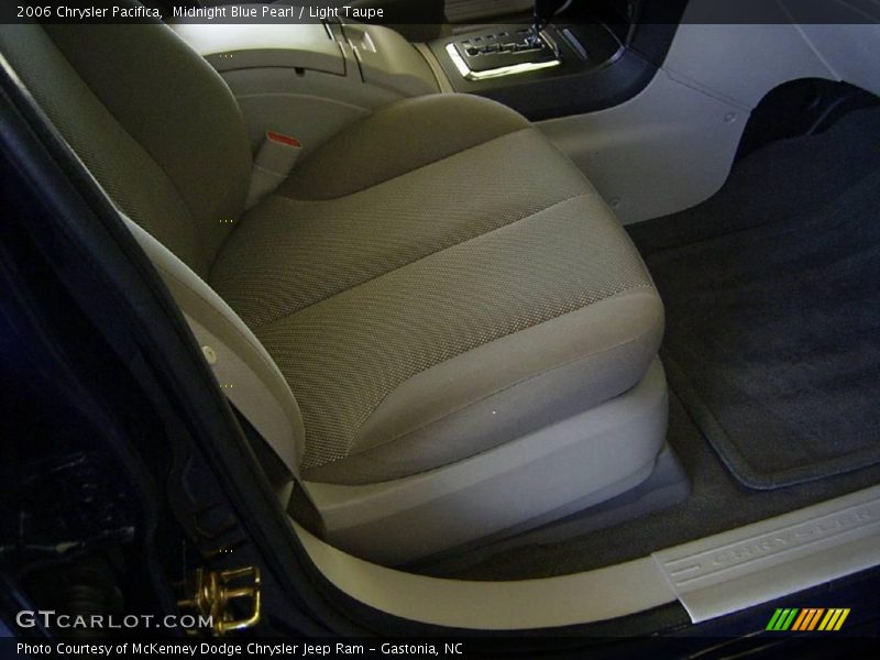 Midnight Blue Pearl / Light Taupe 2006 Chrysler Pacifica